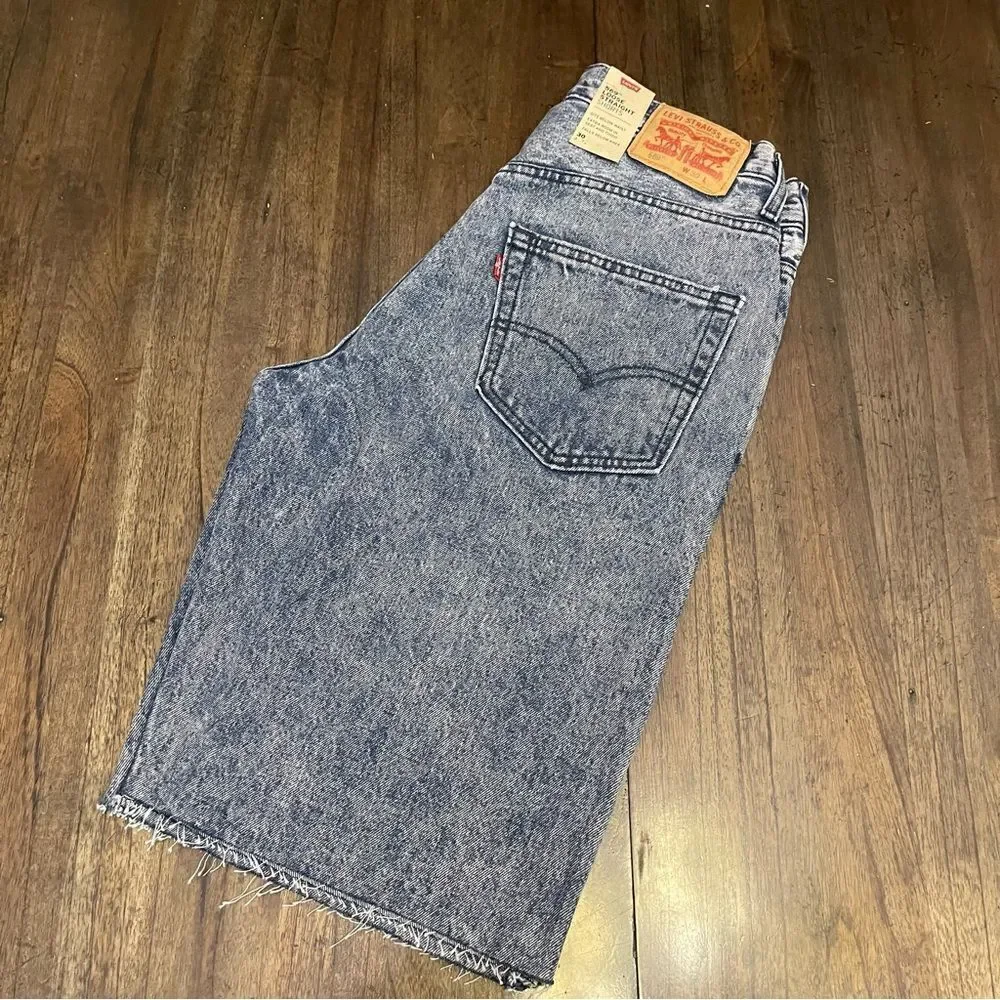 Levi's Loose Straight-Denim Shorts
